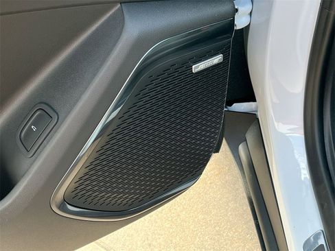 New 2026 GMC Acadia AT4 w/ Super Cruise Package image 15