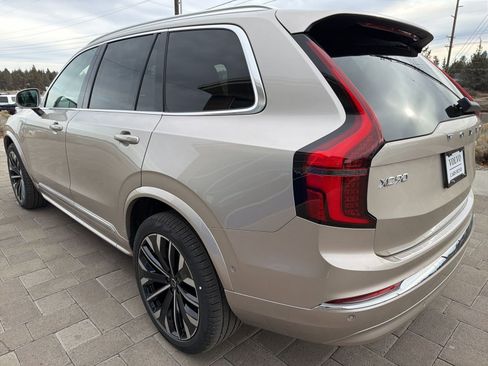 New 2026 Volvo XC90 T8 Plus w/ Protection Package Premier AWD/4WD image 5