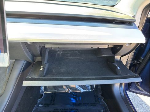 Used 2021 Tesla Model 3 Performance image 42