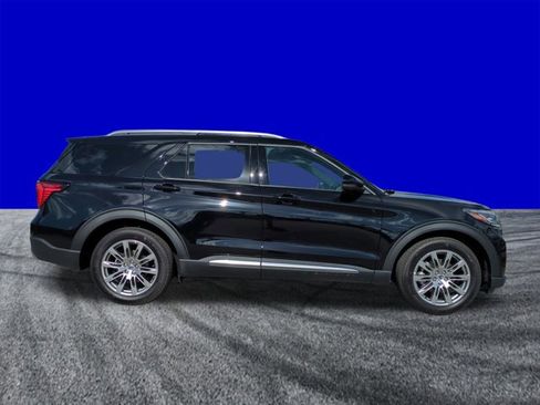 New 2026 Ford Explorer Platinum image 3