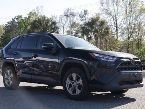 Used 2023 Toyota RAV4 XLE image 4