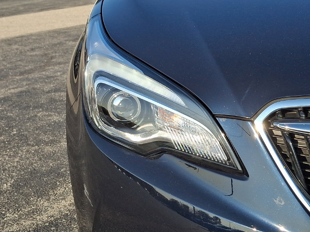 Used 2020 Buick Envision Essence FWD image 9