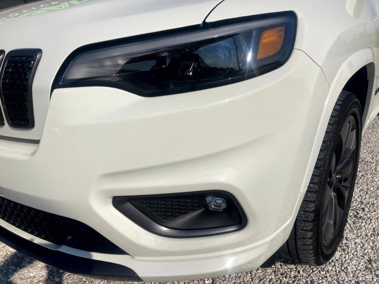 Used 2019 Jeep Cherokee High Altitude AWD/4WD image 3