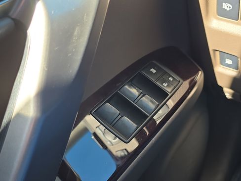 Used 2014 Lexus GX 460 Luxury image 13