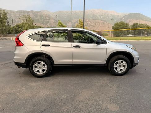 Used 2016 Honda CR-V LX image 3