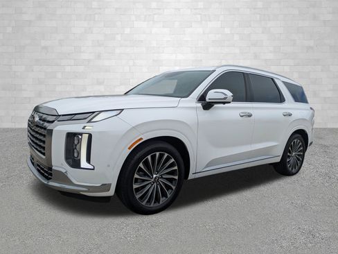 Used 2023 Hyundai Palisade Calligraphy w/ Cargo Package FWD image 5