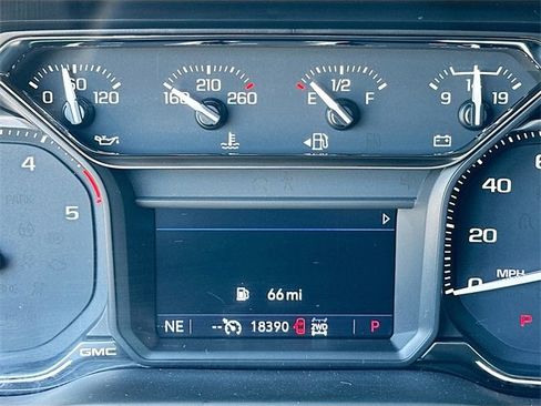 Used 2022 GMC Sierra 2500 SLT image 12