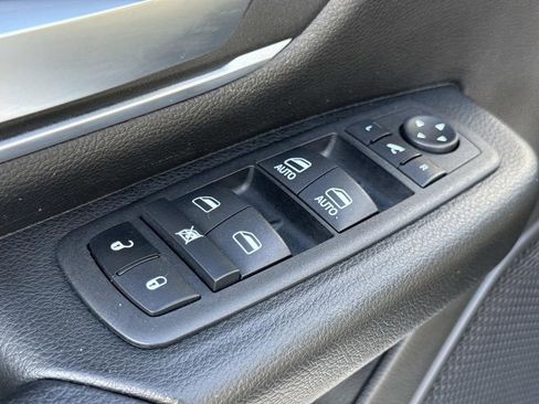 Used 2023 RAM 1500 Big Horn AWD/4WD image 16