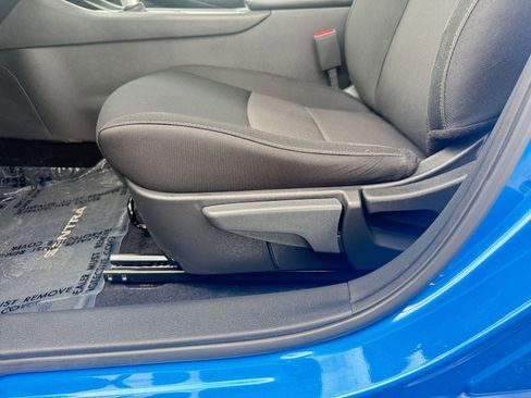 Used 2025 Nissan Sentra SV image 23