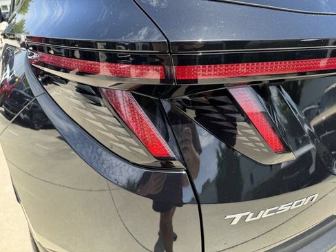 Used 2025 Hyundai Tucson SEL FWD image 14
