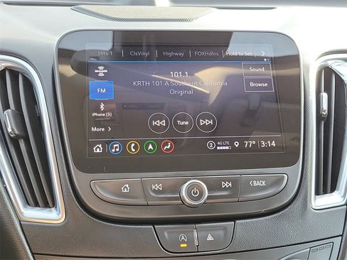 Used 2024 Chevrolet Malibu LT image 9