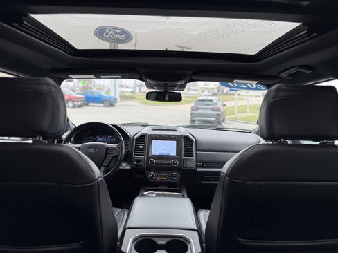 Used 2020 Ford Expedition Limited image 14