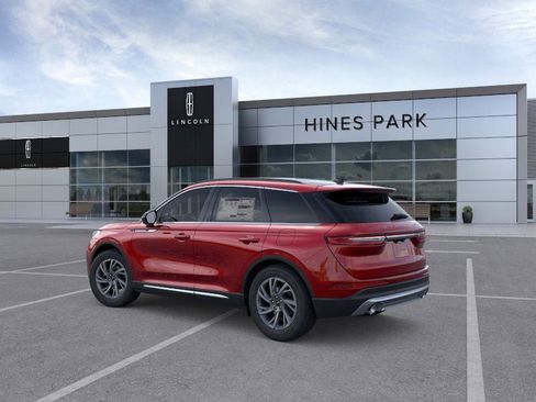 New 2026 Lincoln Corsair Premiere image 4