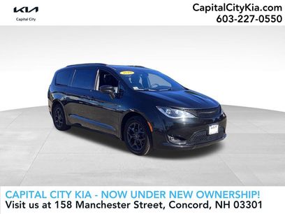 Used 2019 Chrysler Pacifica Touring-L w/ S Appearance Package