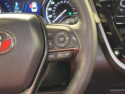 Used 2022 Toyota Camry XSE w/ Navigation Upgrade Package image 19