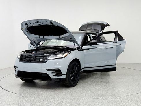 New 2026 Land Rover Range Rover Velar Dynamic SE image 9