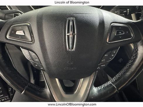 Used 2017 Lincoln MKX Reserve AWD/4WD image 19