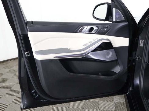Used 2024 BMW ALPINA XB7 AWD/4WD image 30