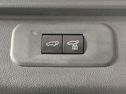 Used 2024 Toyota Grand Highlander AWD Hybrid image 43