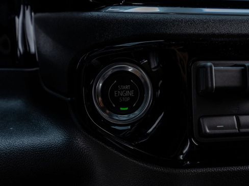 Used 2026 Chevrolet Silverado 1500 LT Trail Boss w/ LT Trail Boss Premium Package AWD/4WD image 23