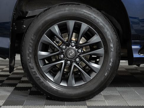 Used 2021 Lexus GX 460 Premium w/ Premium Package image 44