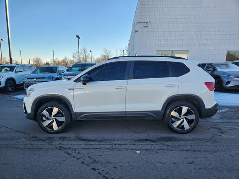 Certified 2023 Volkswagen Taos S w/ Driver Assistance Package image 4