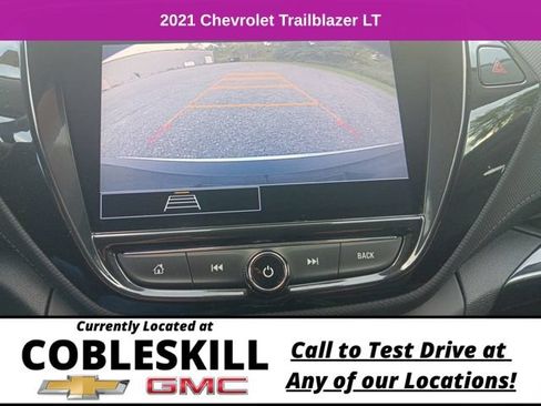 Used 2021 Chevrolet TrailBlazer LT w/ Convenience Package AWD/4WD image 22