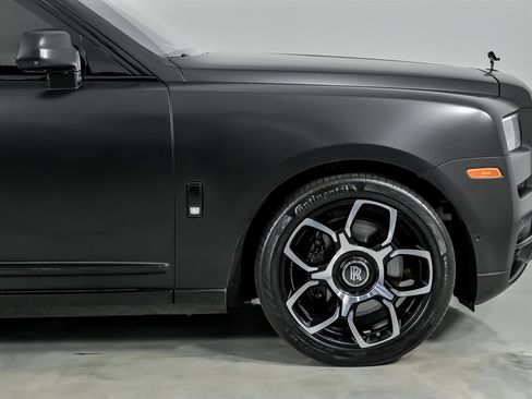 Used 2019 Rolls-Royce Cullinan image 15