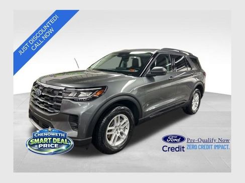 New 2026 Ford Explorer Active image 1