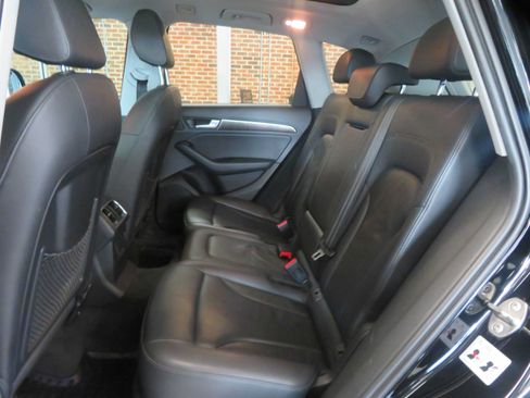 Used 2015 Audi Q5 2.0T Premium Plus w/ Technology Package AWD/4WD image 19