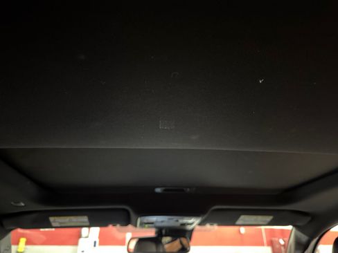 Used 2021 Toyota Tacoma Limited w/ Nightshade Package AWD/4WD image 31