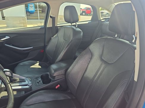 Used 2012 Ford Focus Titanium image 13