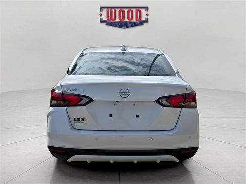 New 2025 Nissan Versa SV w/ Trunk Package image 3