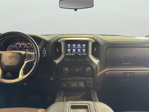 Used 2021 Chevrolet Silverado 1500 LT Trail Boss w/ Convenience Package II image 11