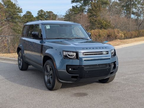 New 2026 Land Rover Defender 110 S image 3