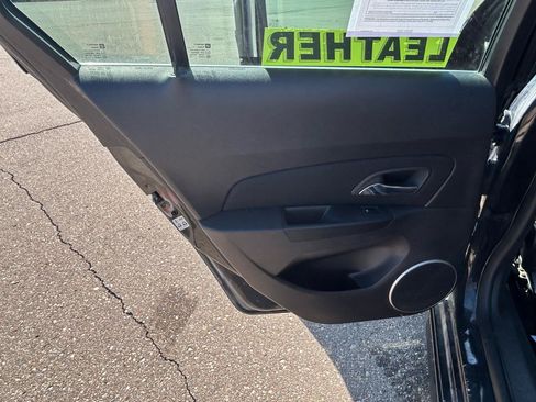 Used 2015 Chevrolet Cruze LT FWD image 13
