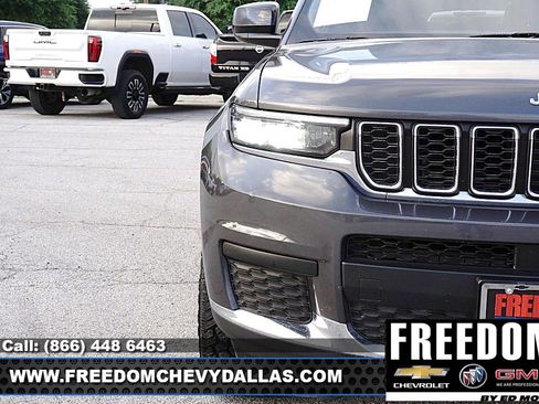 Used 2023 Jeep Grand Cherokee L Laredo image 38