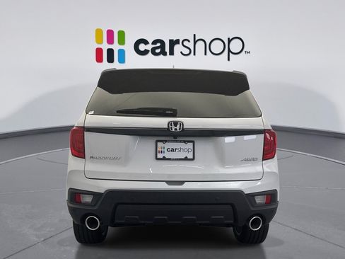Used 2025 Honda Passport EX-L image 4