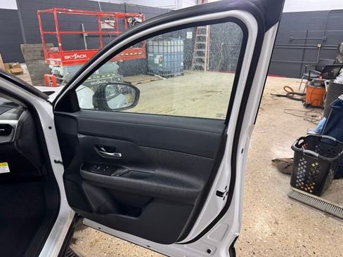 New 2026 Nissan Kicks SV w/ SV Premium Package image 26