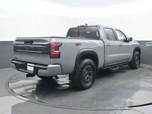 Used 2025 Nissan Frontier PRO-4X image 23