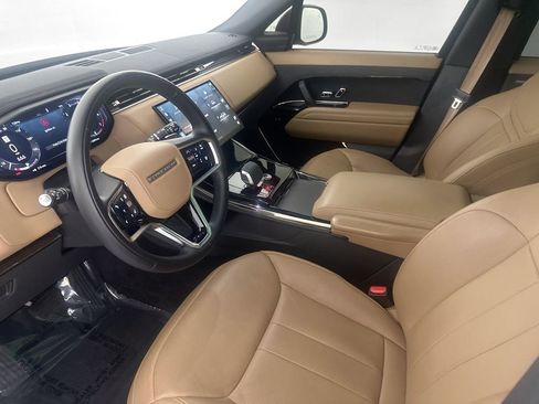 Certified 2025 Land Rover Range Rover Sport SE AWD/4WD image 9