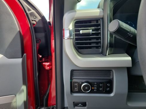 New 2026 Ford F250 XLT w/ XLT Premium Package AWD/4WD image 21