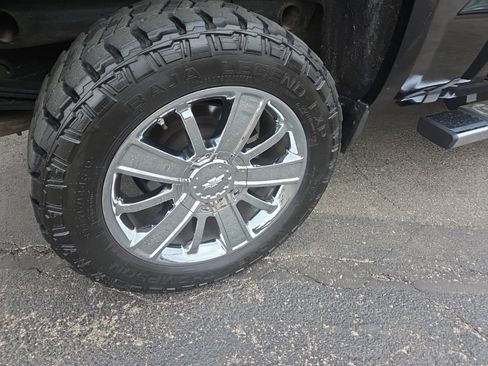 Used 2017 Chevrolet Silverado 1500 High Country image 10