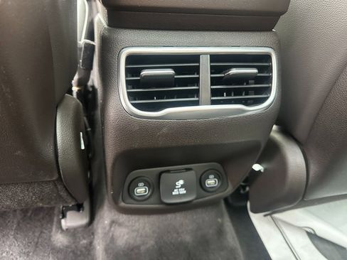 Used 2023 Hyundai Santa Fe Limited w/ Cargo Package image 21