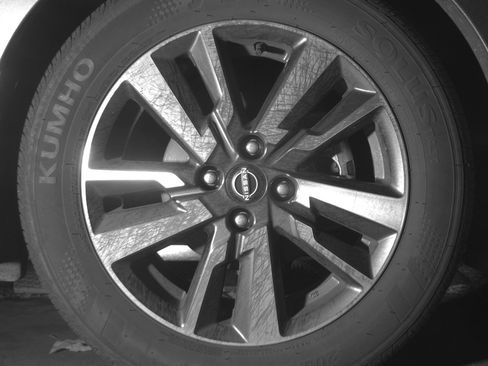 Used 2025 Nissan Versa SV image 13