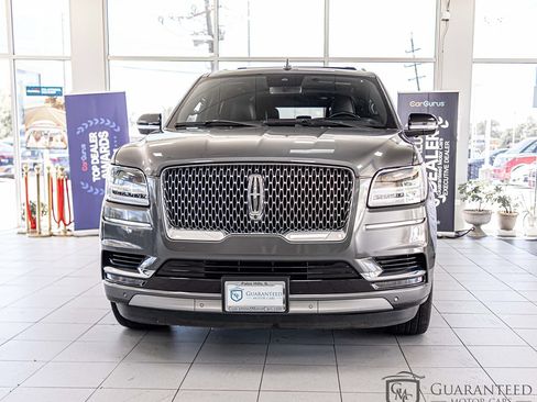 Used 2021 Lincoln Navigator L Reserve w/ Luxury Package AWD/4WD image 2