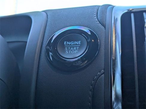 Used 2025 Ford Expedition Max Platinum w/ Stealth Performance Package image 35