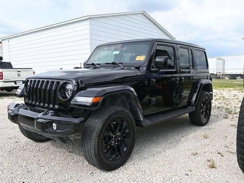 Used 2021 Jeep Wrangler Unlimited Sahara AWD/4WD image 5