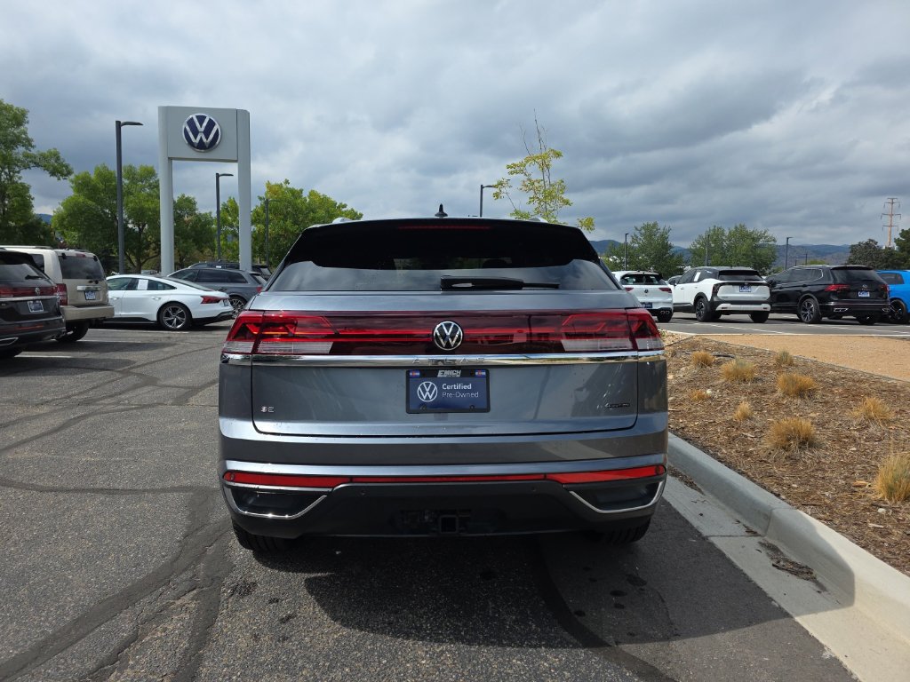 Certified 2024 Volkswagen Atlas Cross Sport SE AWD/4WD image 5