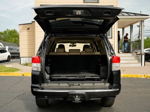 Used 2010 Toyota 4Runner Limited AWD/4WD image 30